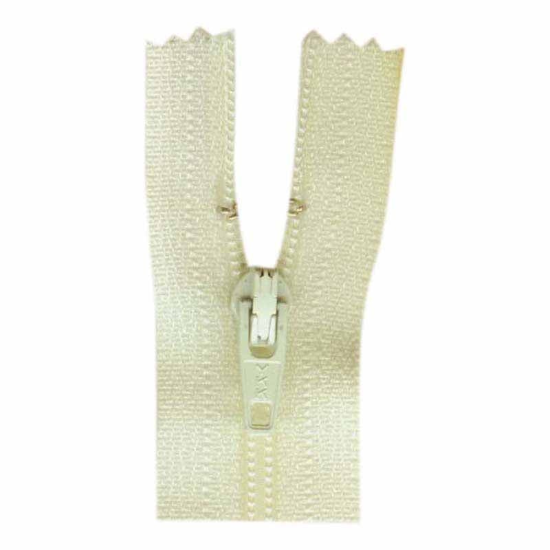 COSTUMAKERS General Purpose Closed End Zipper 18cm (7) – Ivory – 1700