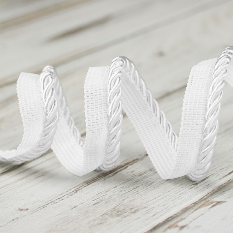 4mm Medium Twisted Cord w/Lip – White