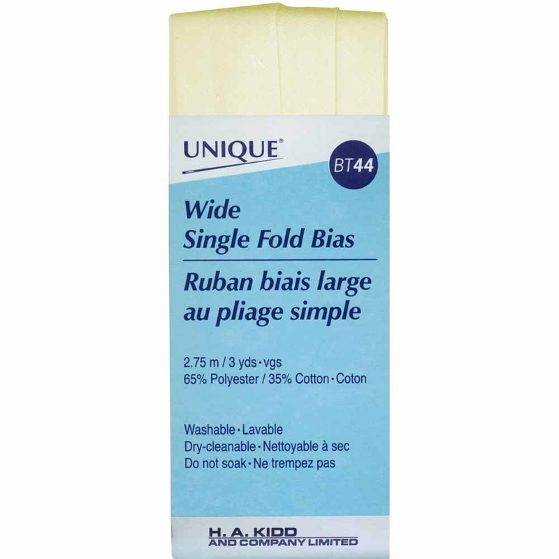 UNIQUE Wide 1 Fold 2.75m Ivory 750