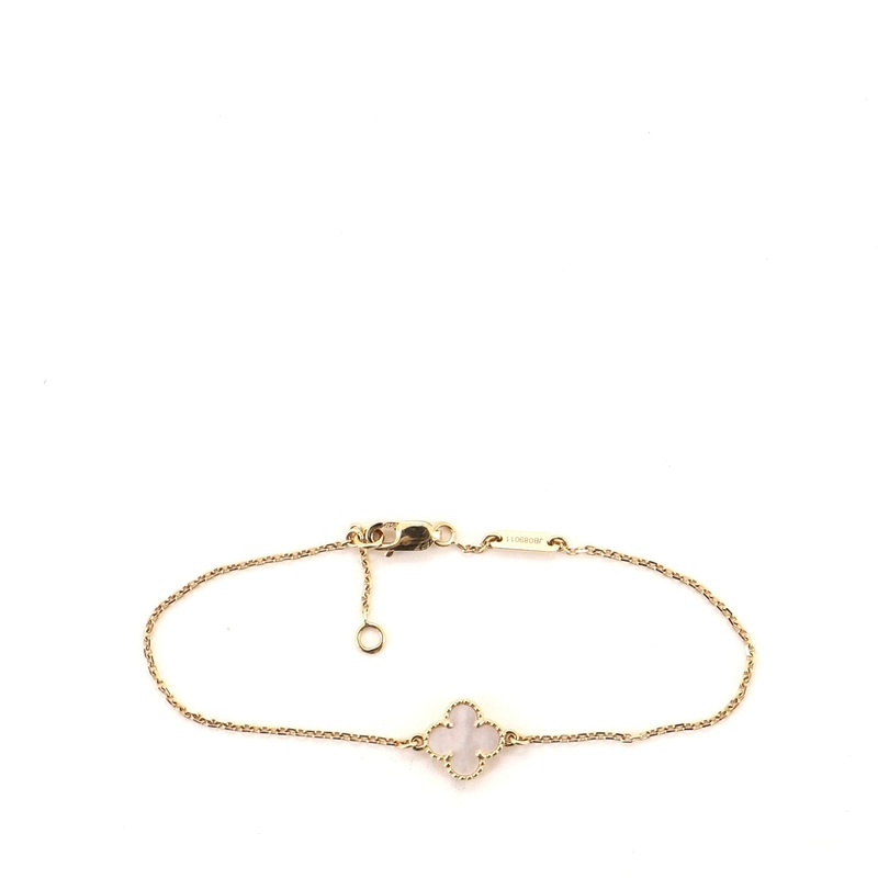 Sweet Alhambra Mother of Pearl Bracelet 18K Yellow Gold S744816691966